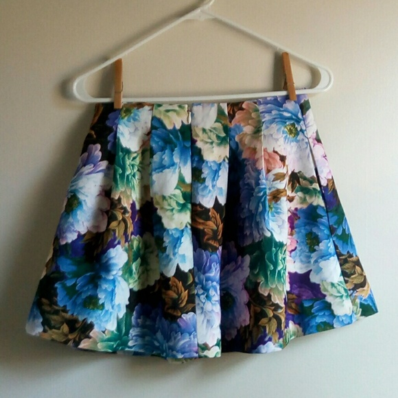 🔥NWT KEEPSAKE THE Label Come Save Me Skirt🔥 - Picture 2 of 8